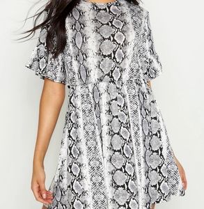 Boohoo Snake Print Smock Dress